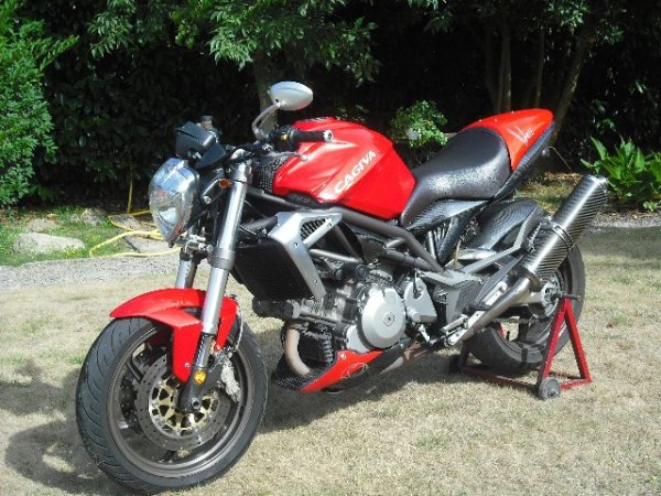 moto 003.jpg (100.88 Kio) Consulté 3327 fois moto 003.jpg