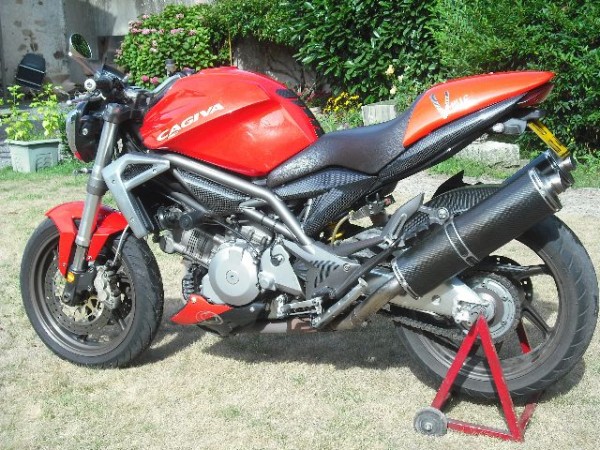 moto 004.jpg (117.61 Kio) Consulté 3327 fois moto 004.jpg