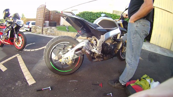 exhaust.jpg